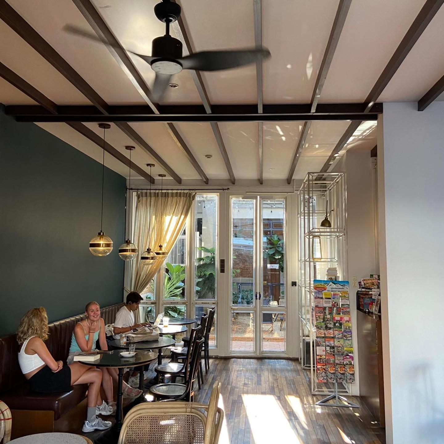 Khunluang Hostel (Adults Only) Chiang Mai Esterno foto