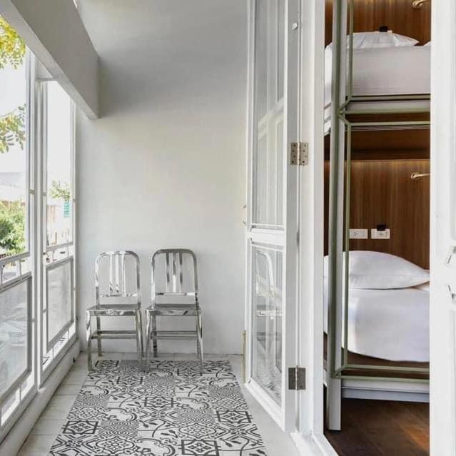 Khunluang Hostel (Adults Only) Chiang Mai Esterno foto