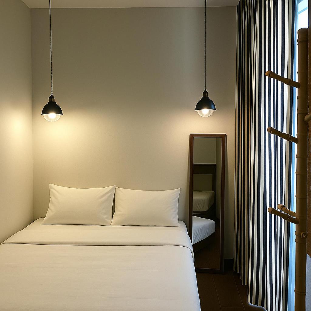 Khunluang Hostel (Adults Only) Chiang Mai Esterno foto