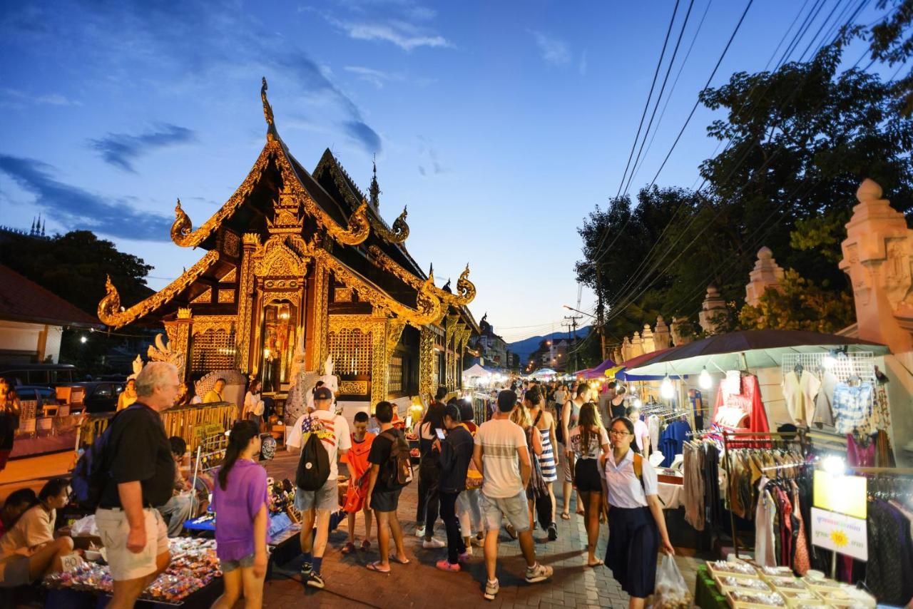 Khunluang Hostel (Adults Only) Chiang Mai Esterno foto