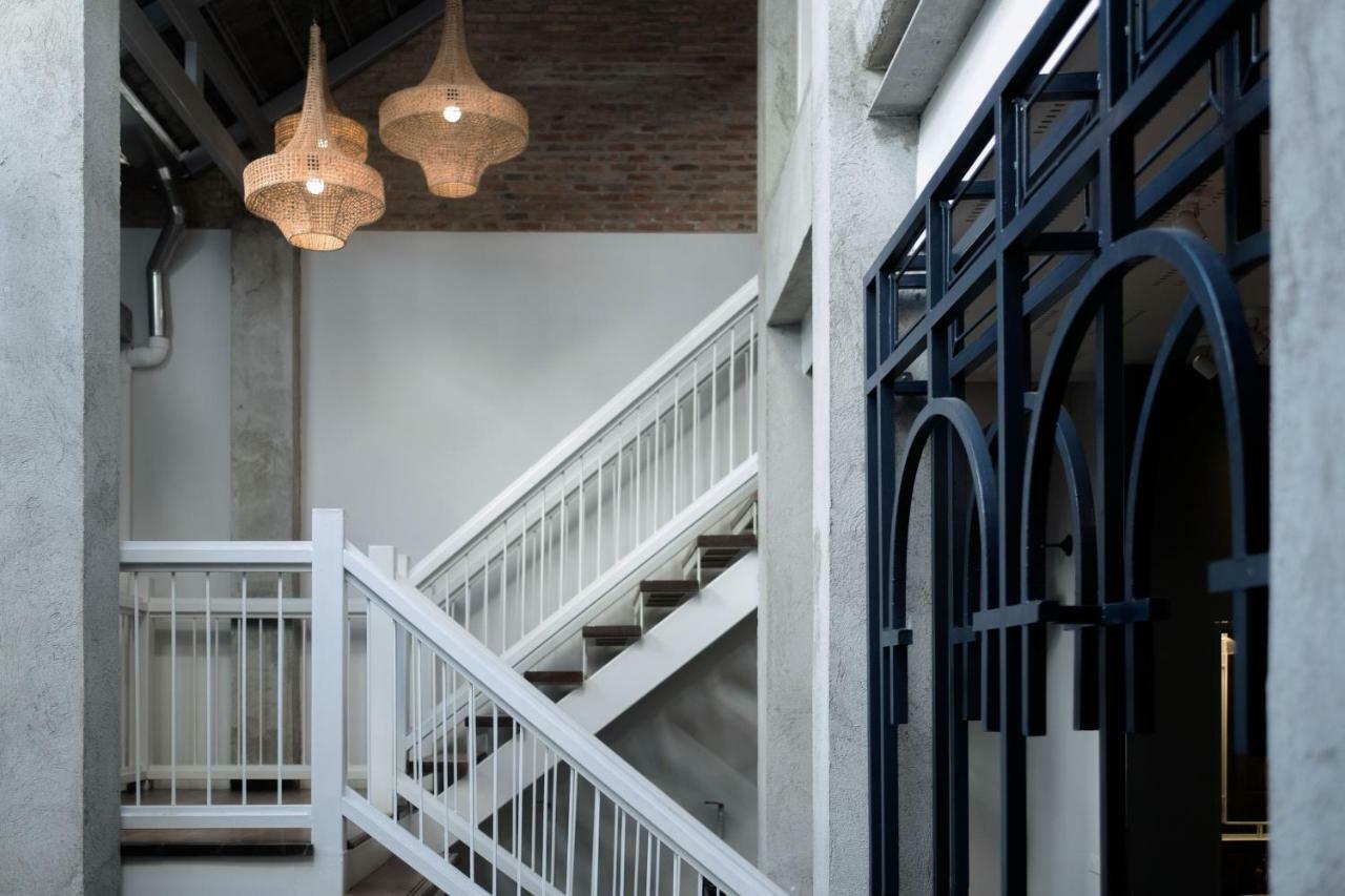 Khunluang Hostel (Adults Only) Chiang Mai Esterno foto